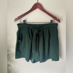 Stretchy green shorts